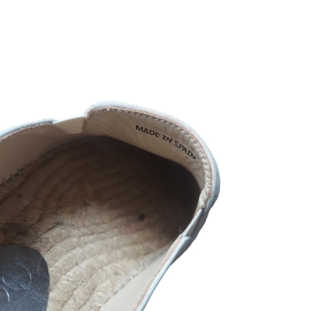37/7‎ Jimmy Choo cream loafers